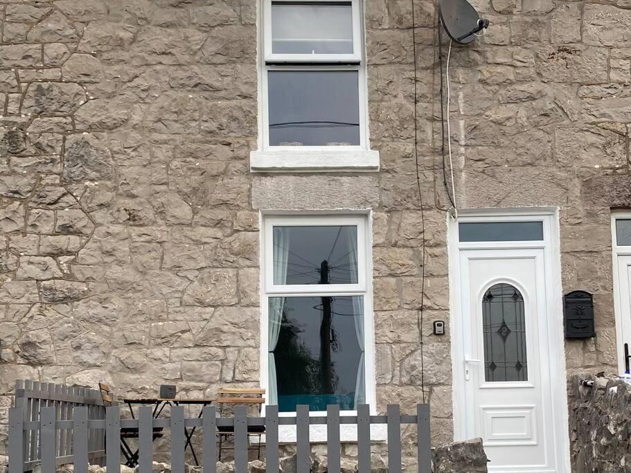 Quarryman's Let *